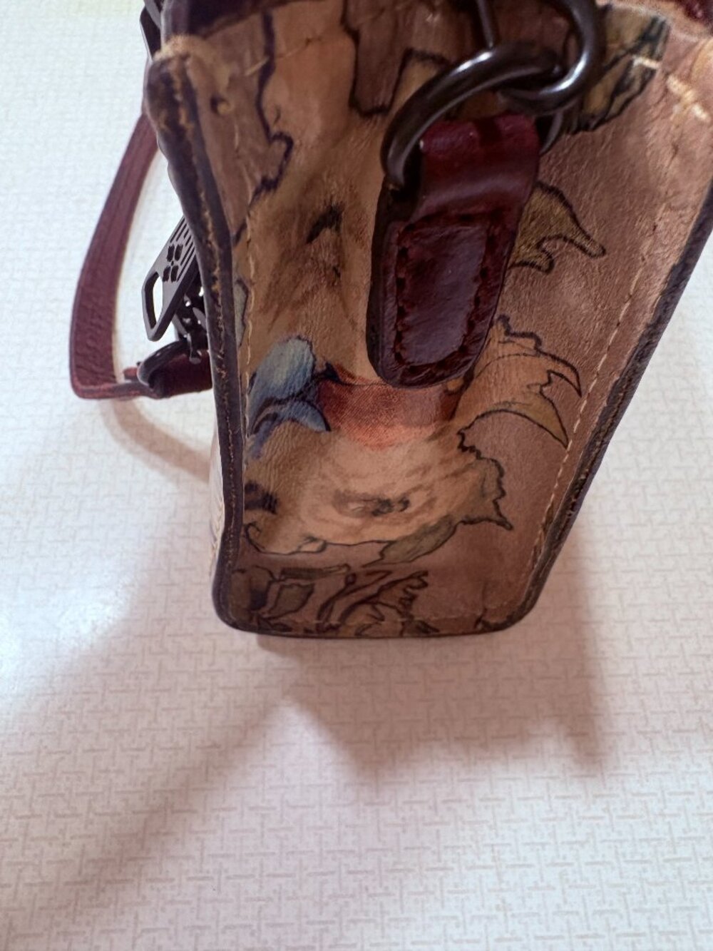 Like New Patricia Nash Dusty Rose Messenger/Crossbody & shoulder straps - Picture 4 of 14